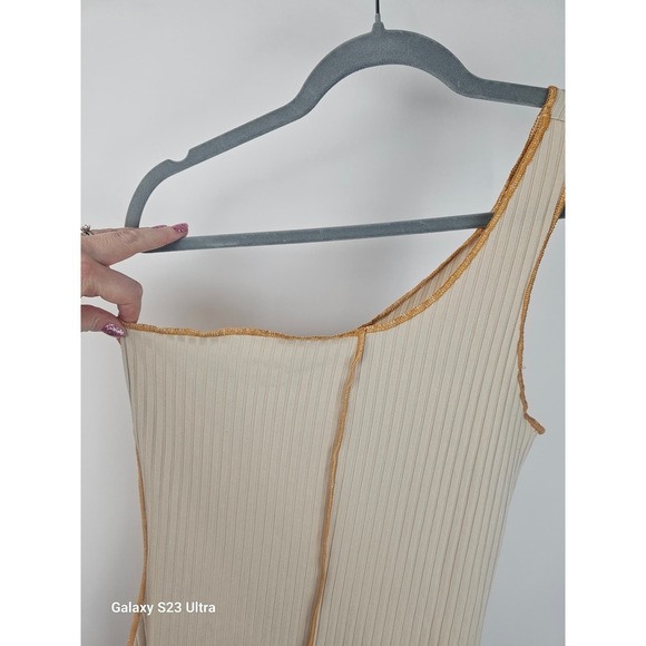 Blue Blush Los Angeles, szM, yellow, 1 shoulder, ribbed, slip dress, made in USA - Picture 2 of 10